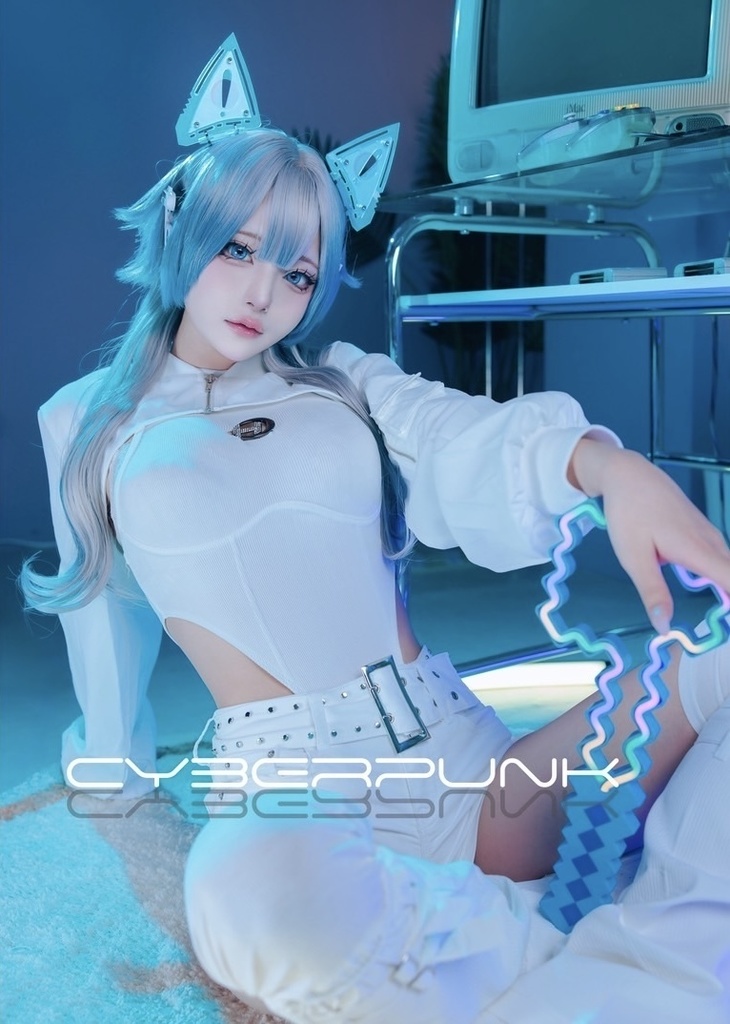 ᑕYᗷᗴᖇᑭᑌᑎK 写真集