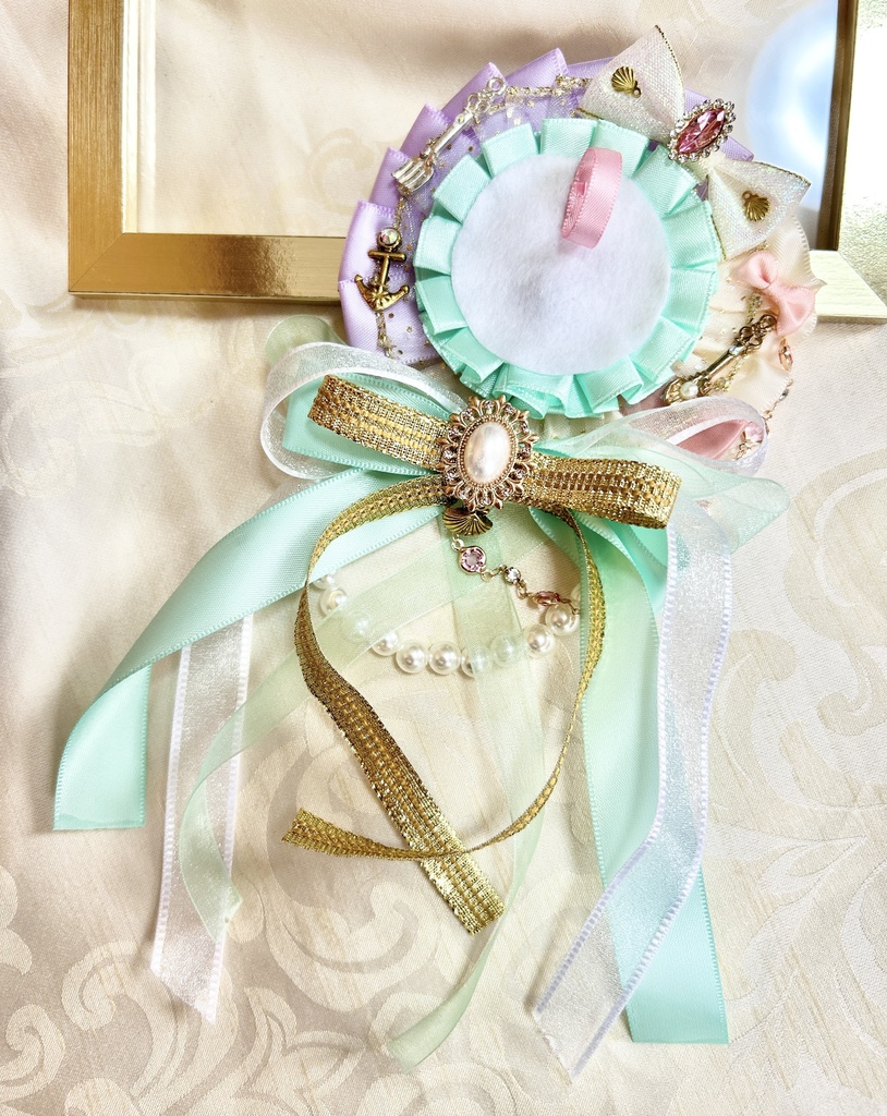 人魚姫のロゼット ミントグリーン 紫 金 リボン パール 缶バッジ バースデーロゼットにも