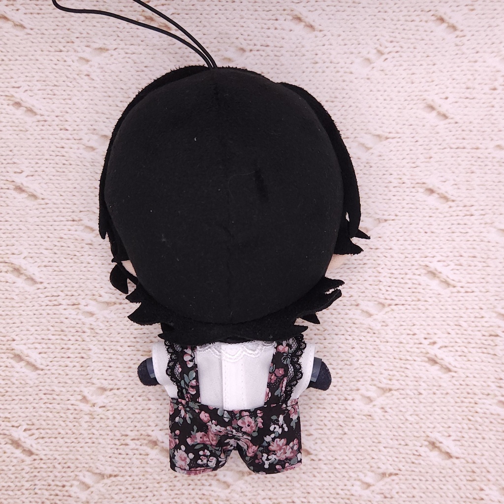 花柄のサロペット ③