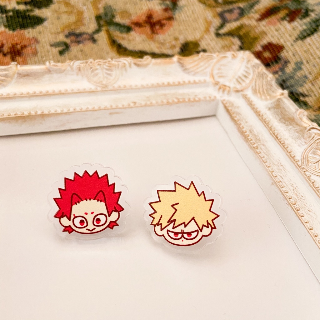 切爆アクリルバッジ