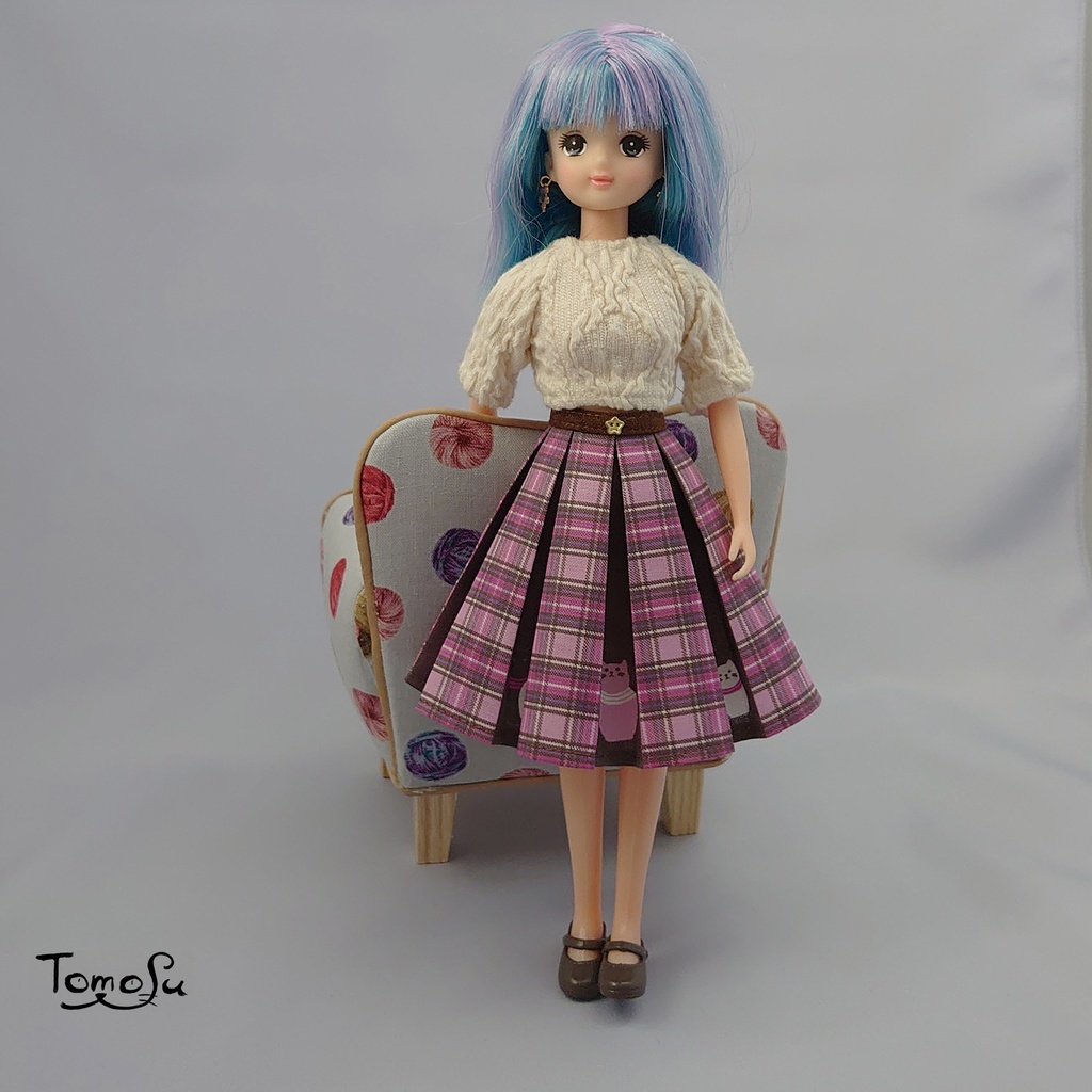 22‐27cmサイズこっそりにゃるまチェックのボックスプリーツスカート