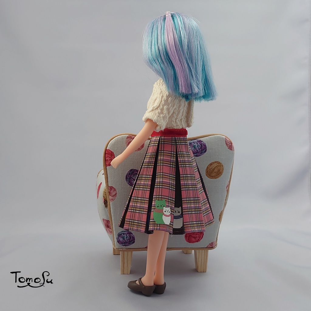 22‐27cmサイズこっそりにゃるまチェックのボックスプリーツスカート