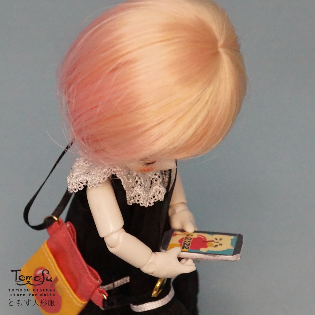 【ガチャ】ミニチュアスマホポーチandスマホ マスコット