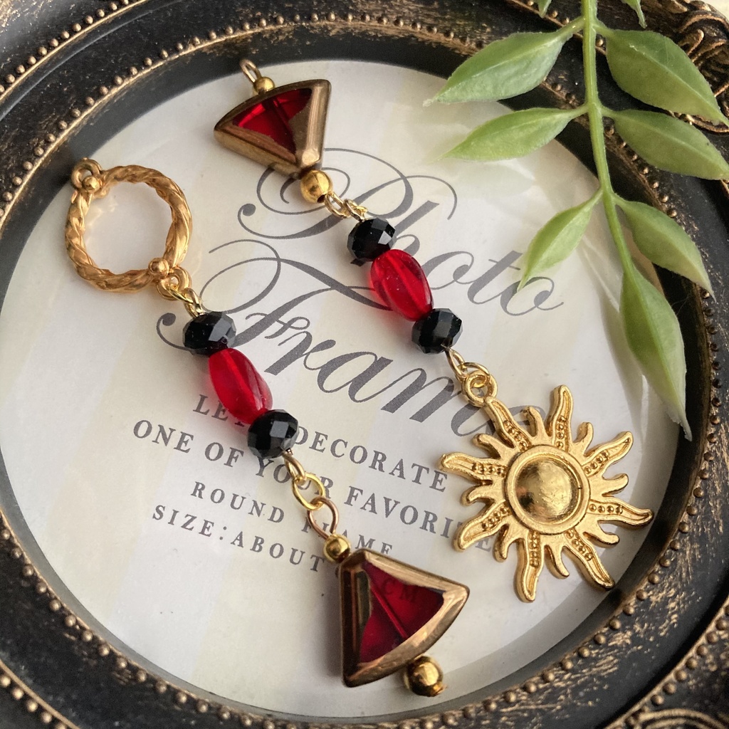 ツイステ/スカラビア寮イメージピアス*イヤリング