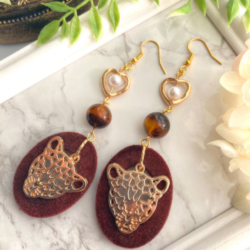 twst/サバナクロー寮イメージピアス*イヤリング