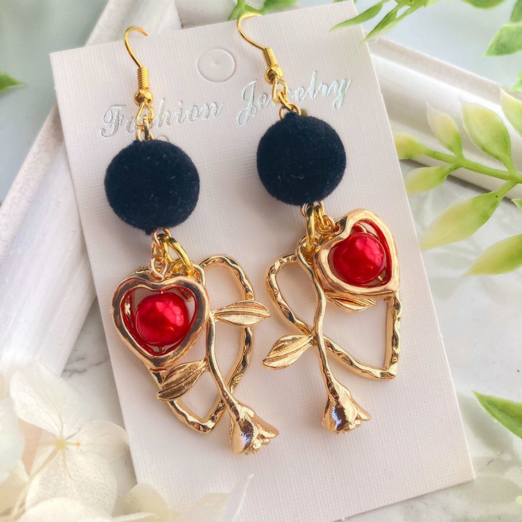 twst/ハーツラビュル寮イメージピアス*イヤリング