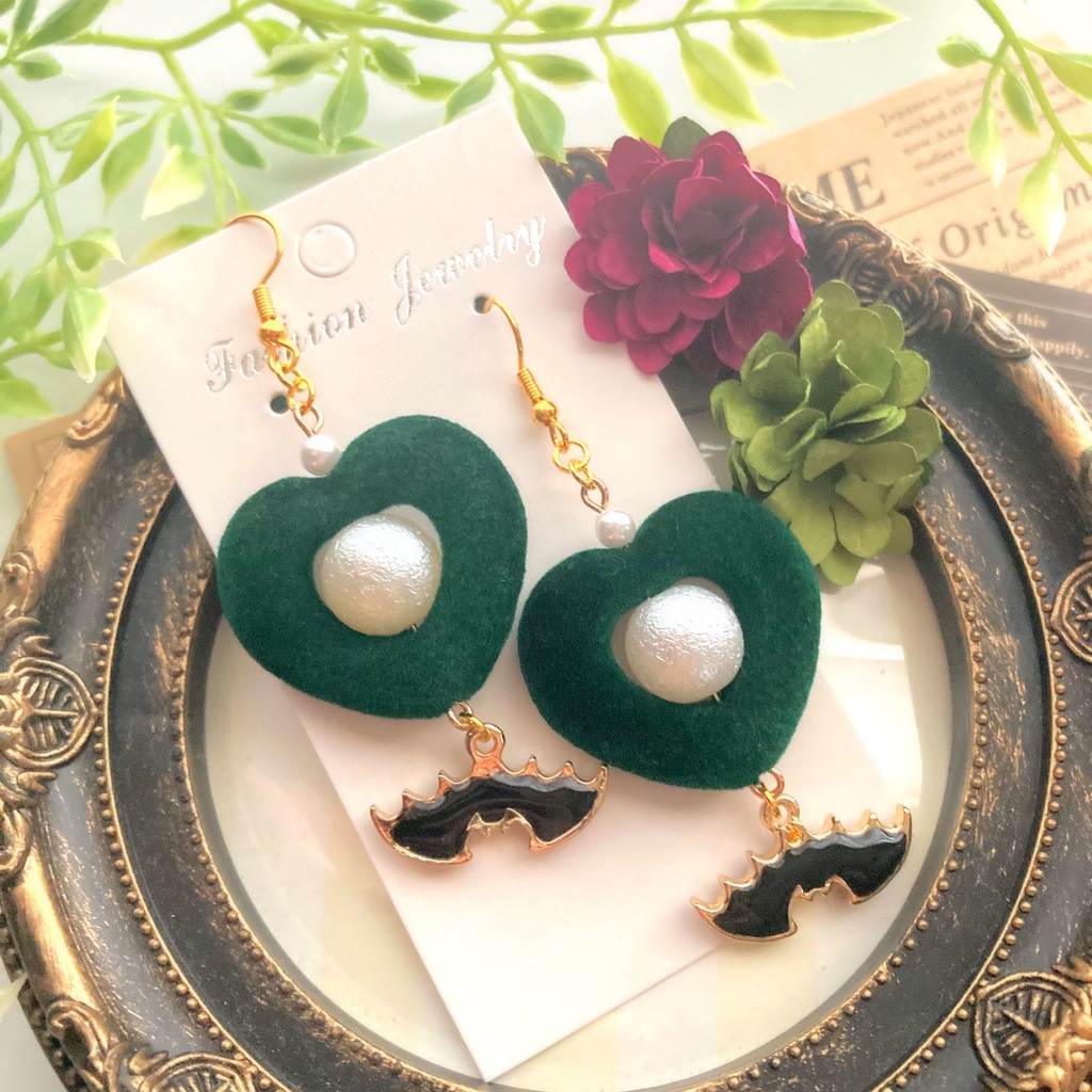 twst/ディアソムニア寮リリアイメージピアス*イヤリング