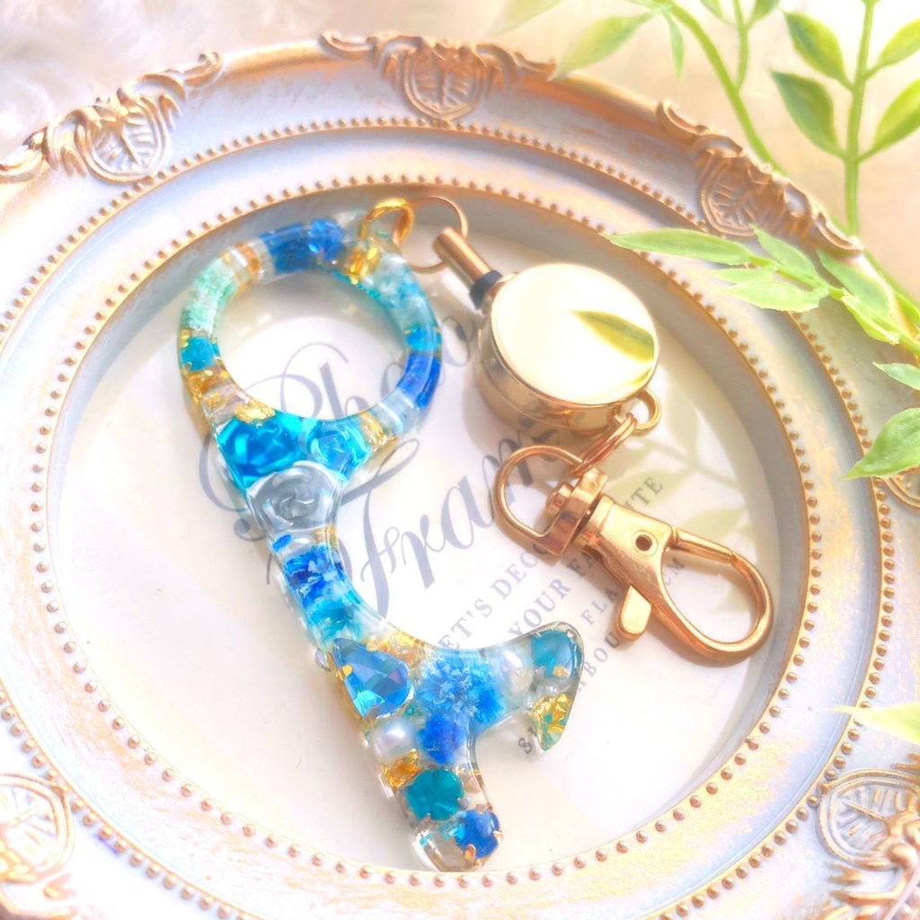 ツイステ概念/イグニハイド寮イメージ*鍵型キーホルダー