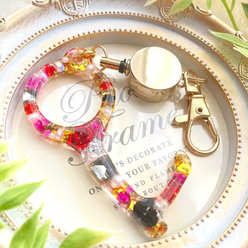 ツイステ概念/ハーツラビュル寮イメージ*鍵型キーホルダー