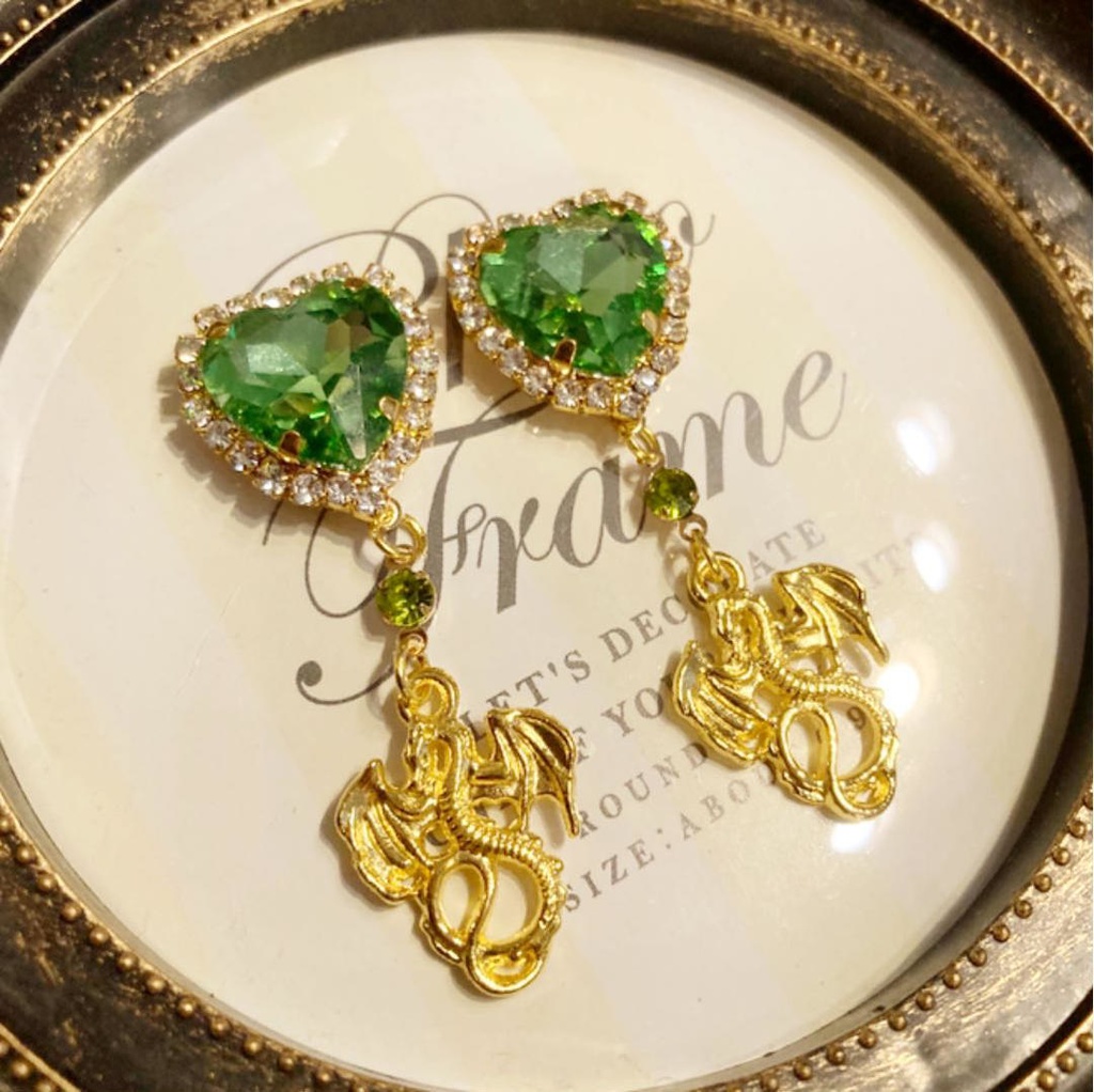 ツイステ/ディアソムニア寮イメーピアス*イヤリング