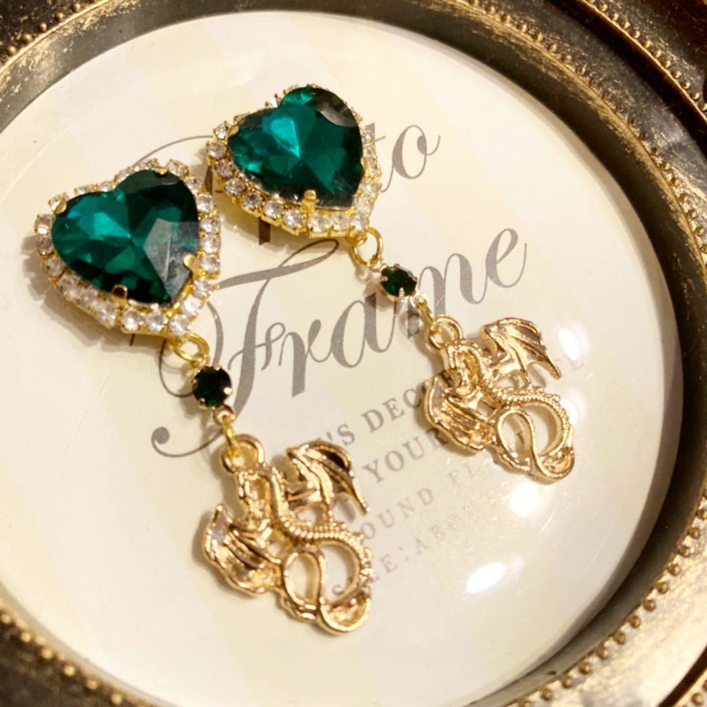 ツイステ/ディアソムニア寮イメーピアス*イヤリング