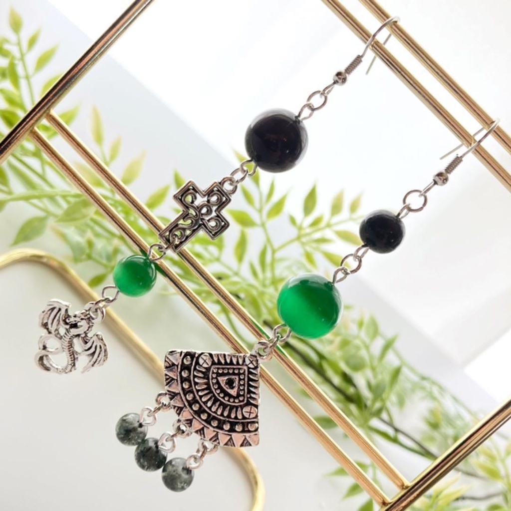 ツイステ/ディアソムニア寮イメーピアス*イヤリング