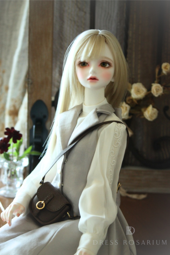 (60㎝ドール用)ギャルソン風ワンピース1/3