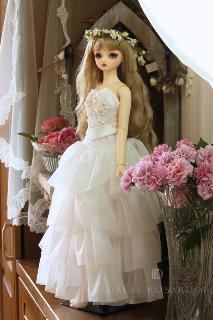 ひびの様専用 1/3花弁のフリルスカート
