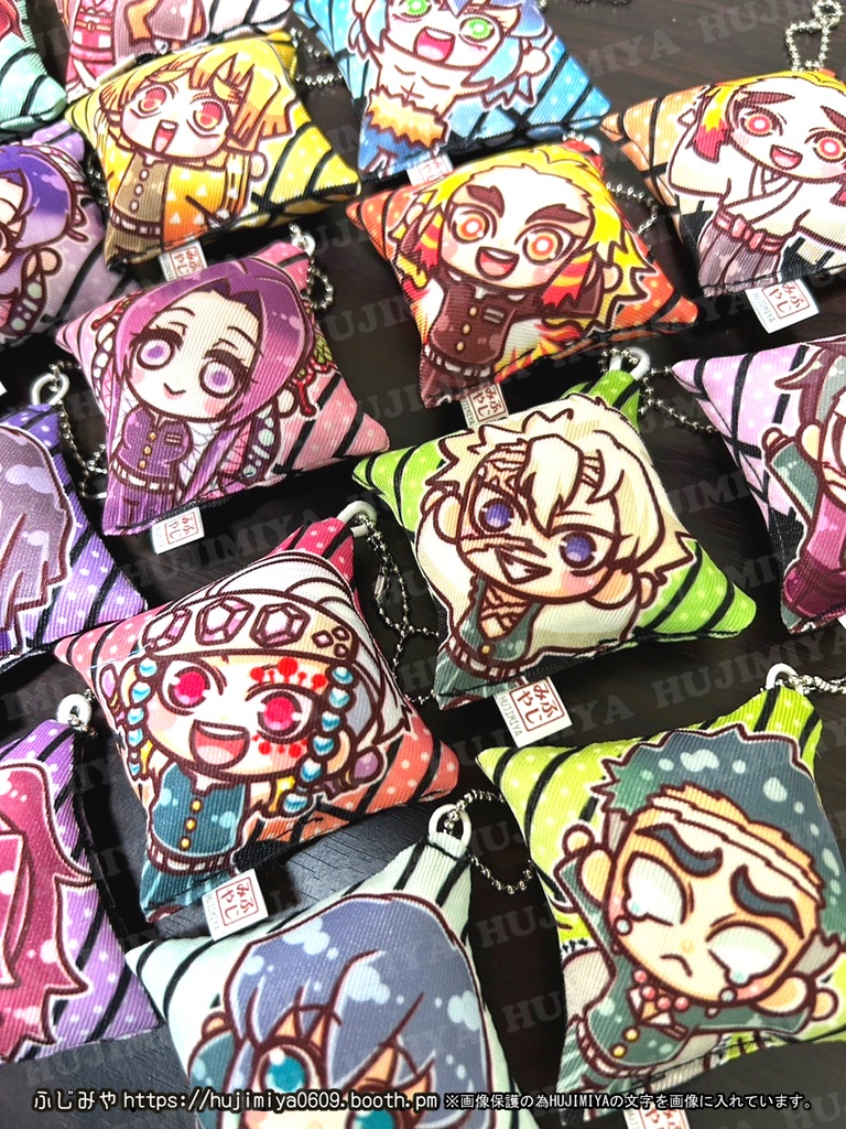 鬼滅の刃★ふわふわクッション★ストラップ★柱