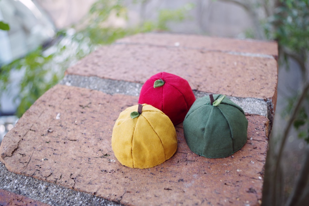 ぬいっこ用りんごベレー帽