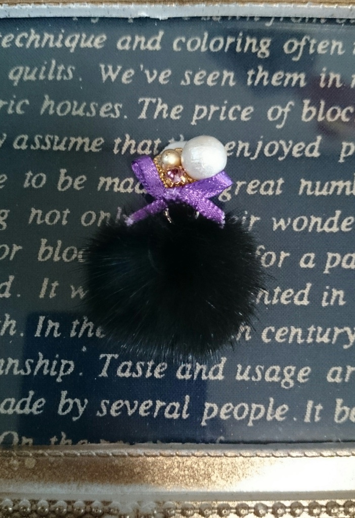 ツキ。グラビイメージイヤリング