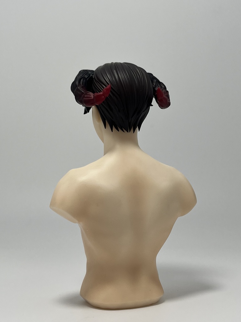 悪魔(胸像)