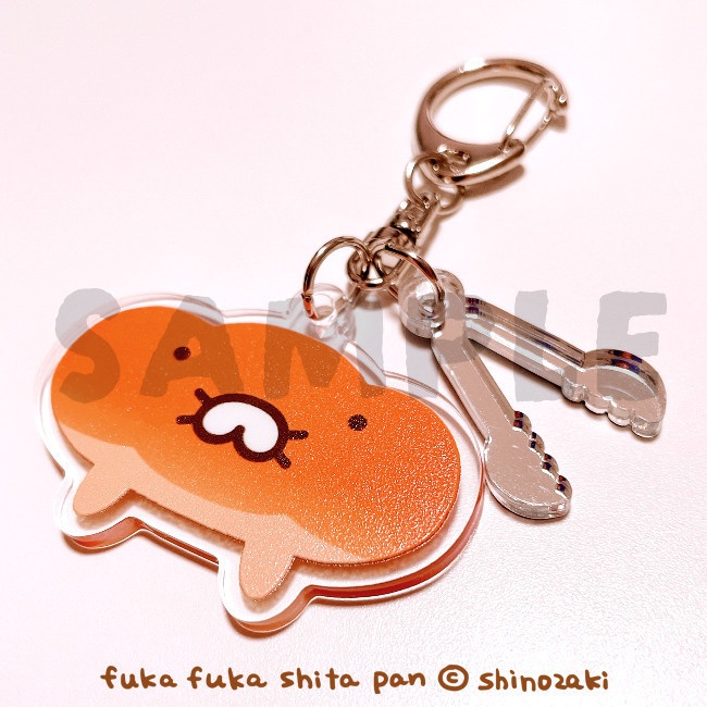 コッペパンアクキー