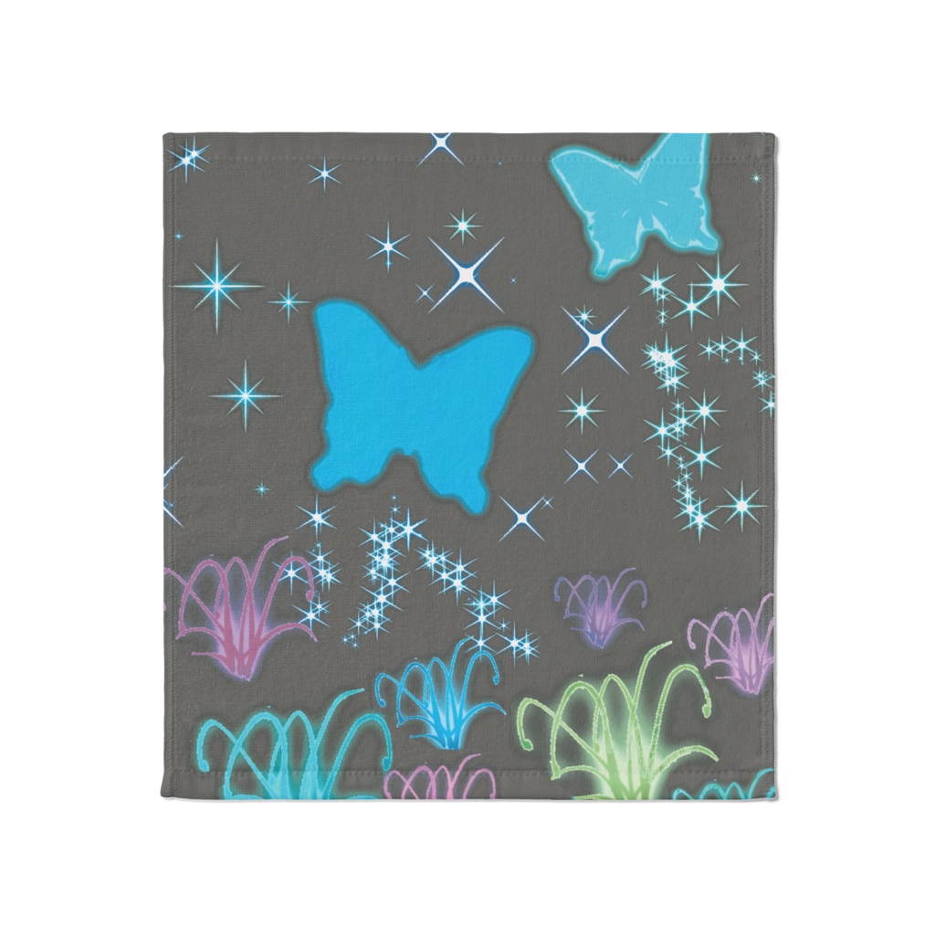 発光する幻想的な蝶