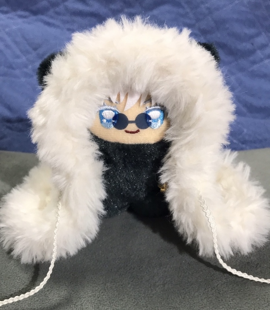 ちみけもモデルのフード付きポンチョ