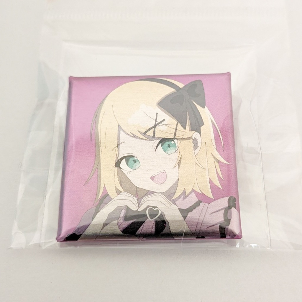 鏡音リン　缶バッジ　柄b