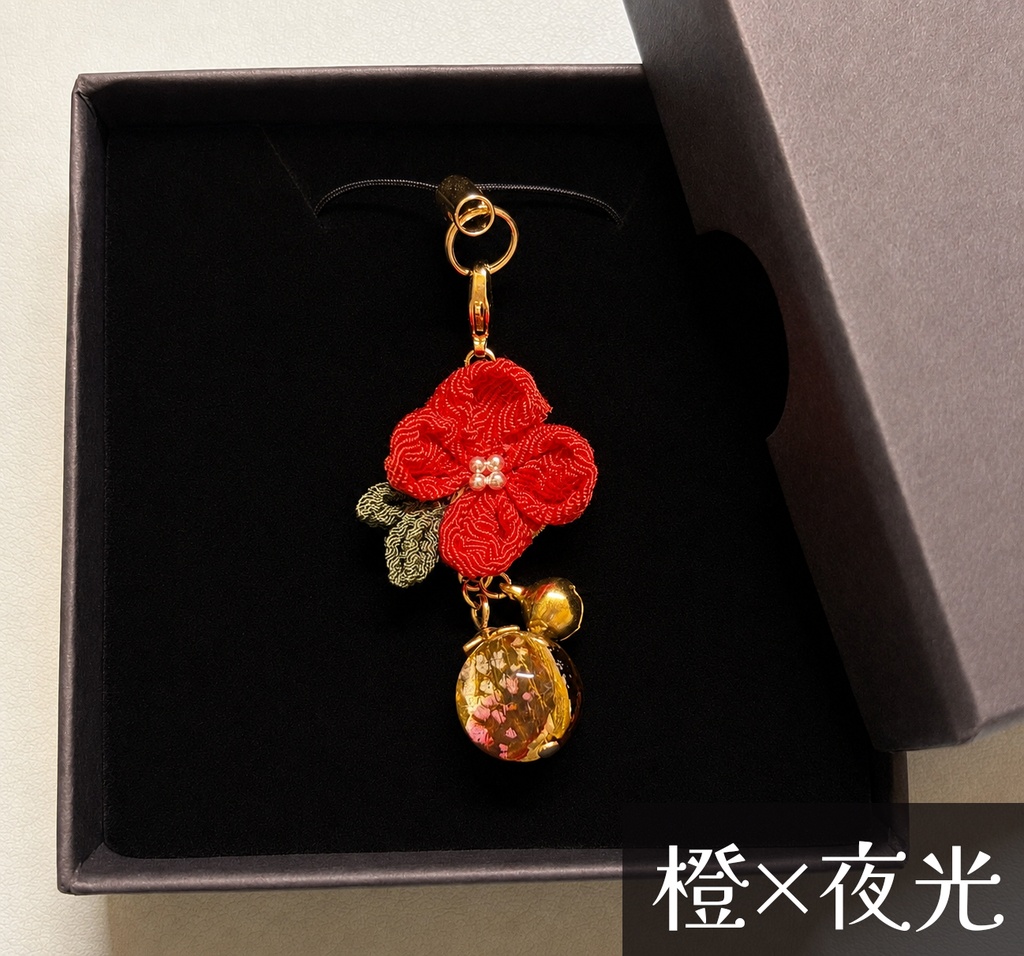 【4周年記念/数量限定】五十鈴ゆらお守りストラップ おまけ付【ハンドメイド】