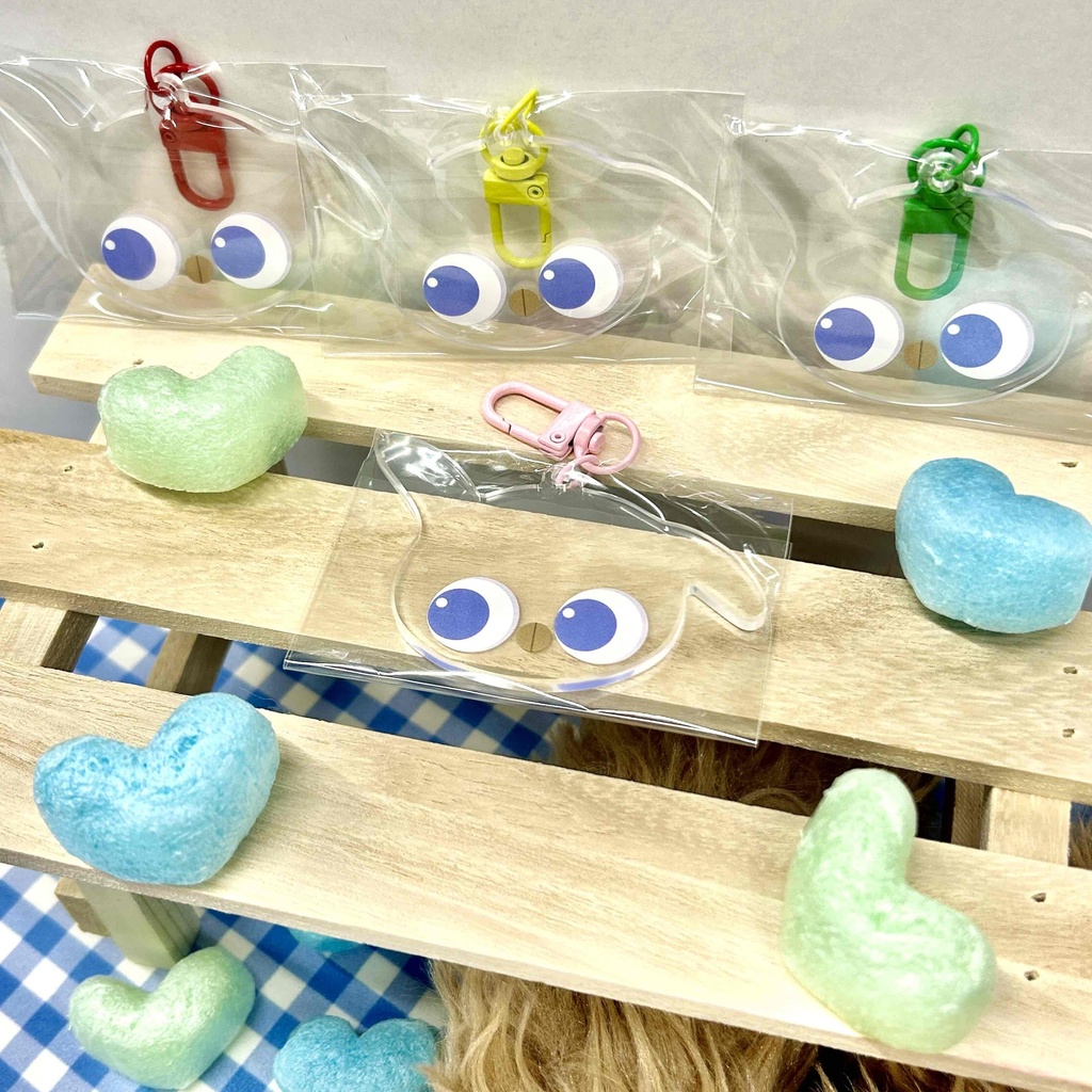 アクリルキーホルダー「擬態フェイス」