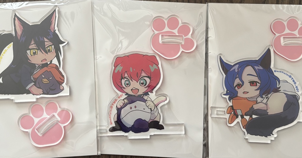 お座り猫ちゃんマブアクリルスタンド