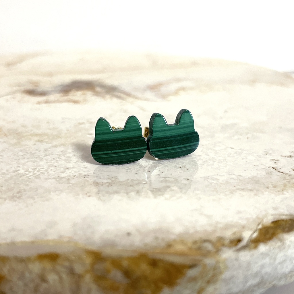 マラカイト 緑猫ピアス -Cornucopia Jewelry-