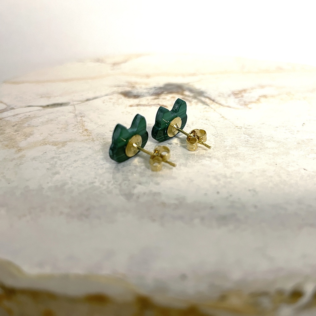 マラカイト 緑猫ピアス -Cornucopia Jewelry-