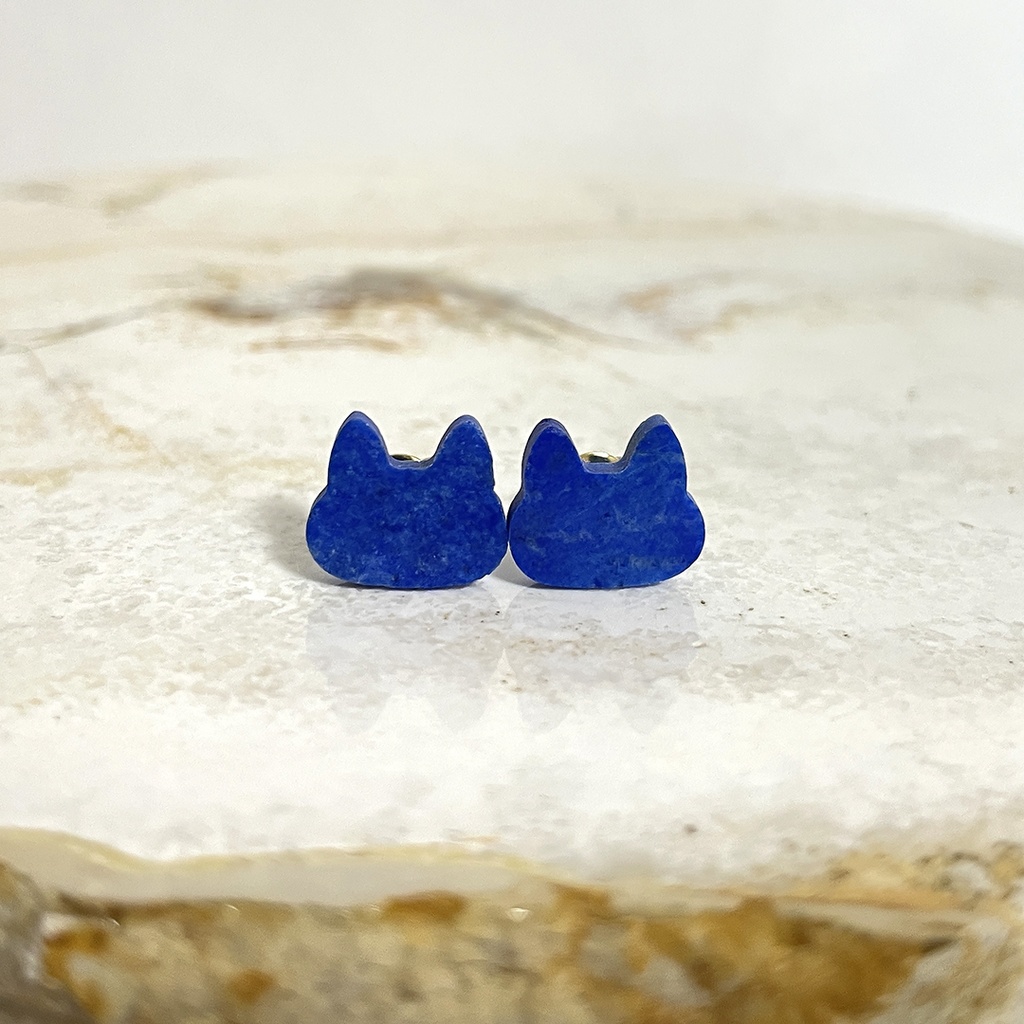 ラピスラズリ青猫 ピアス -Cornucopia Jewelry-