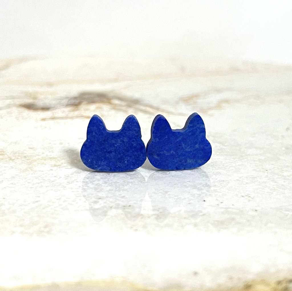 ラピスラズリ青猫 ピアス -Cornucopia Jewelry-