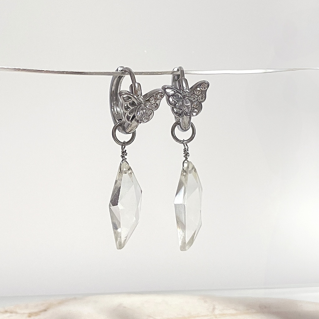 クリスタル(水晶)×バタフライモチーフ フープピアス -Cornucopia Jewelry-
