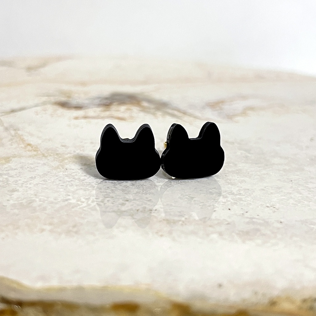 オニキス 黒猫ピアス -Cornucopia Jewelry-