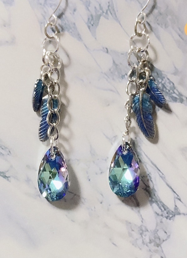 クロチルダイメージピアス
