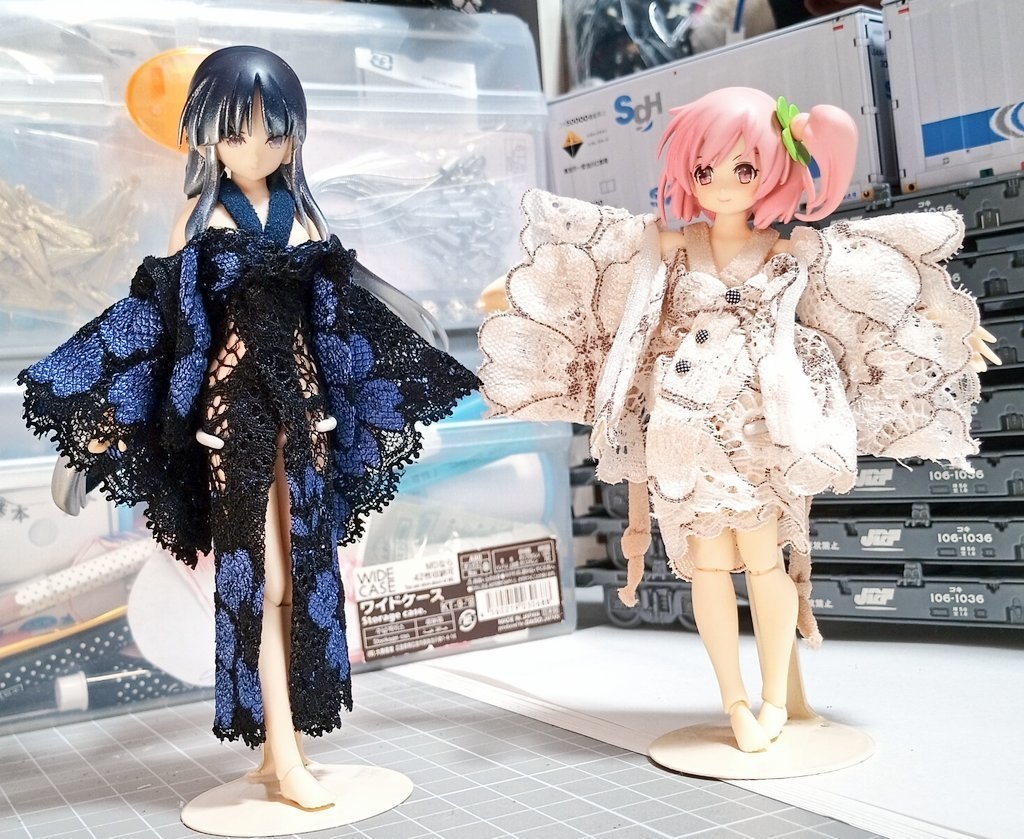 透けレースワンピ　ベージュ色【1/12サイズ服】