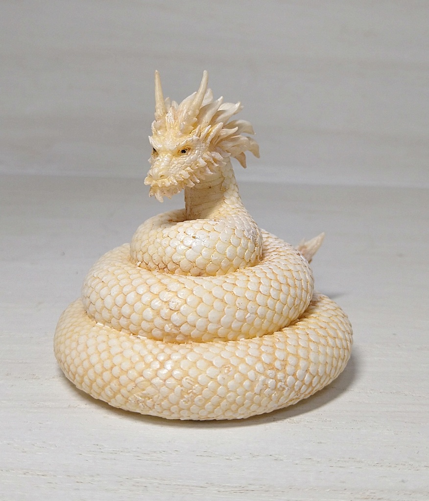 手のり龍神　白龍