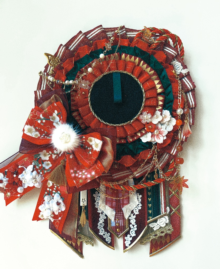 【お祈り*.°★* 新年✿】MMimiハンドメイドロゼット 超華麗赤系