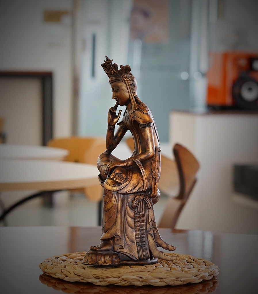 金銅弥勒菩薩半跏思惟像「78号」仏像 ガレージキット