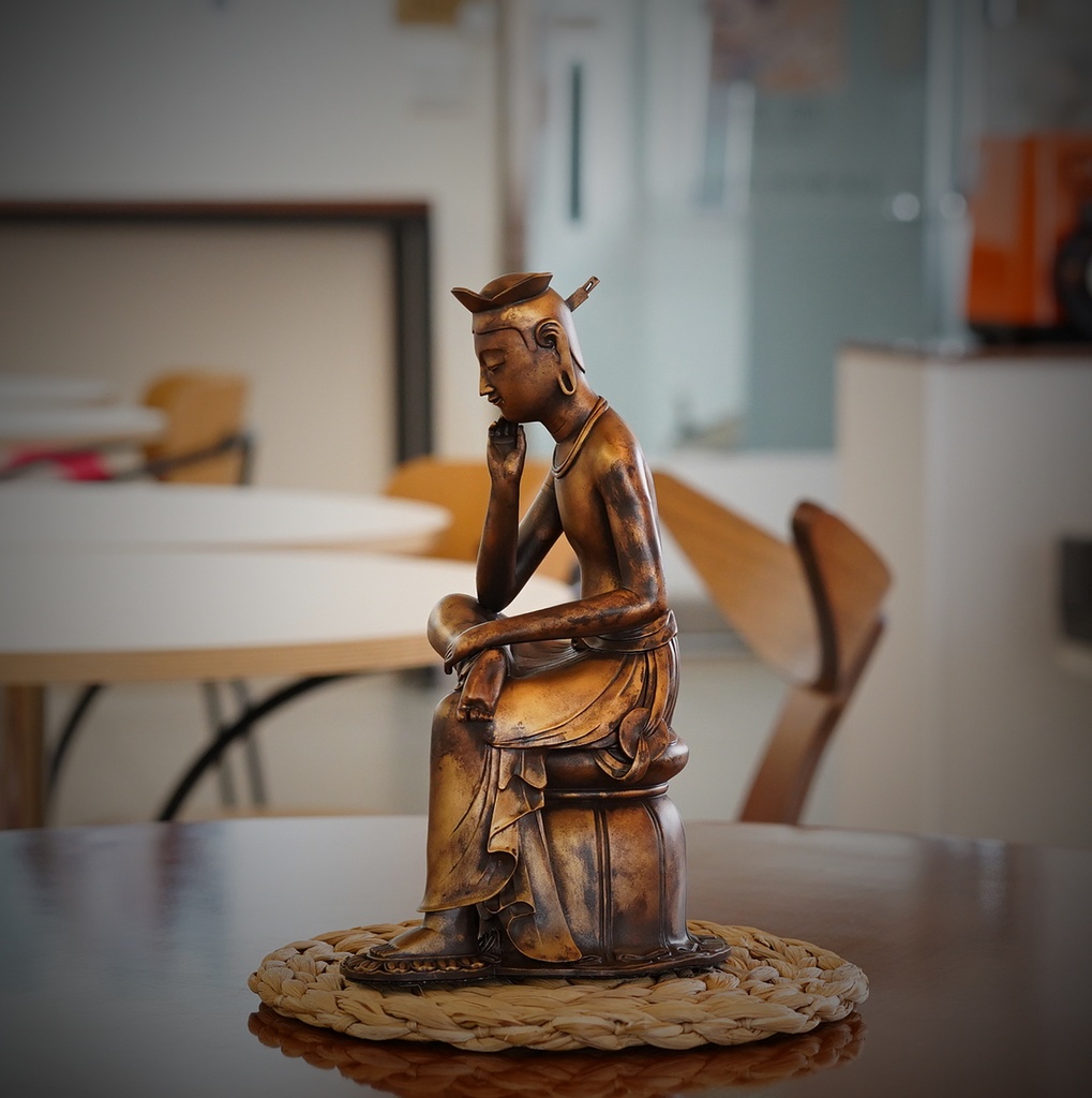 金銅弥勒菩薩半跏思惟像「83号」仏像 ガレージキット