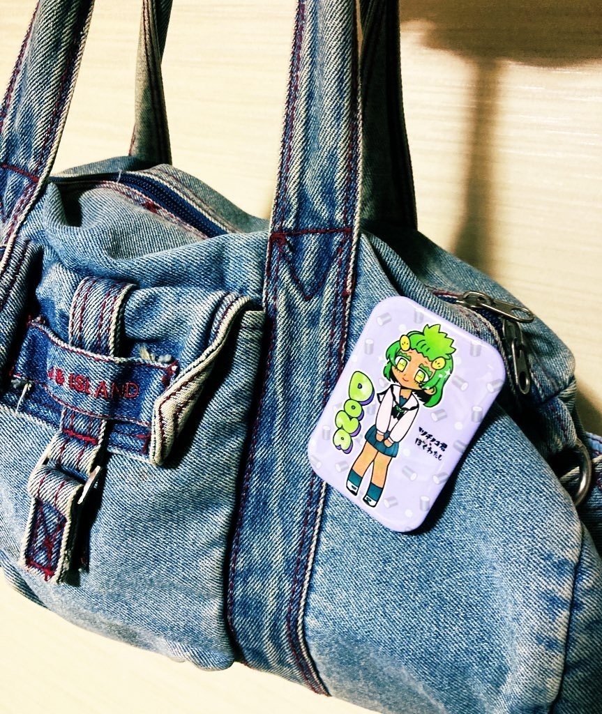 缶バッジ 河井童奈【ツチノコ君とぼくわたし】