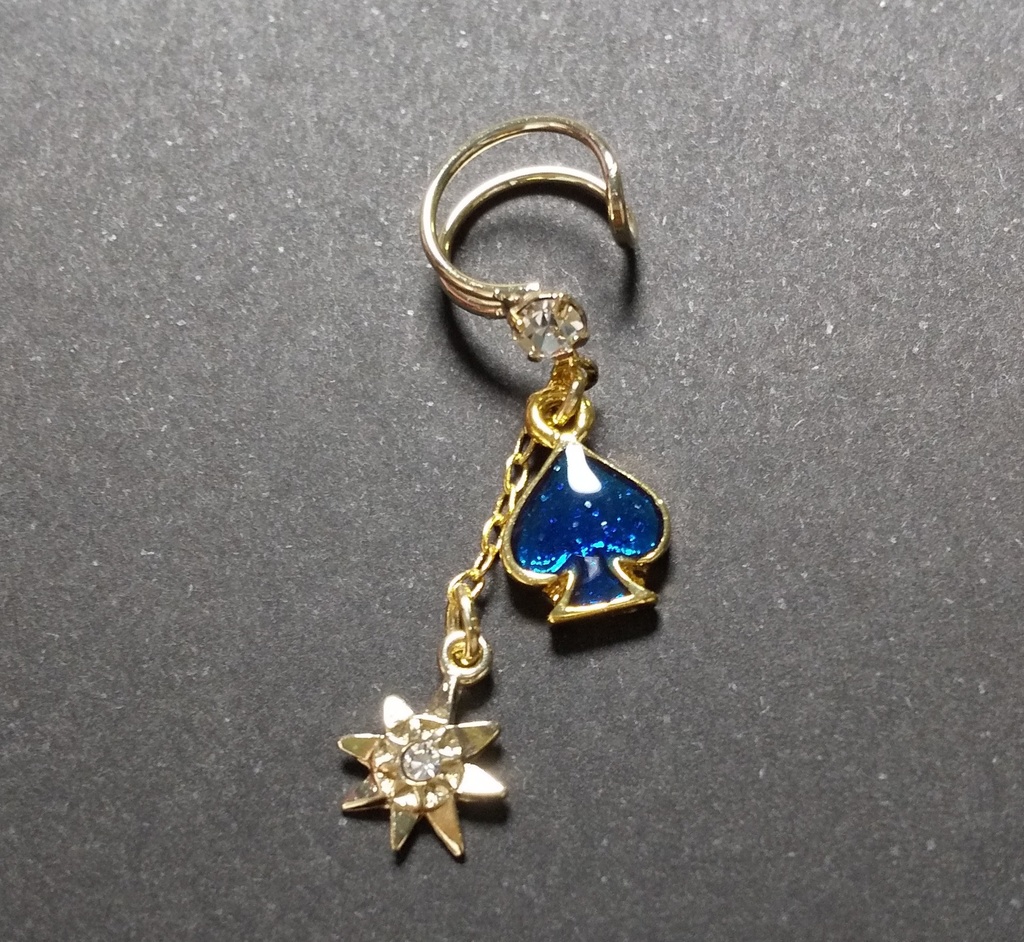 星とスペードのイヤーカフ