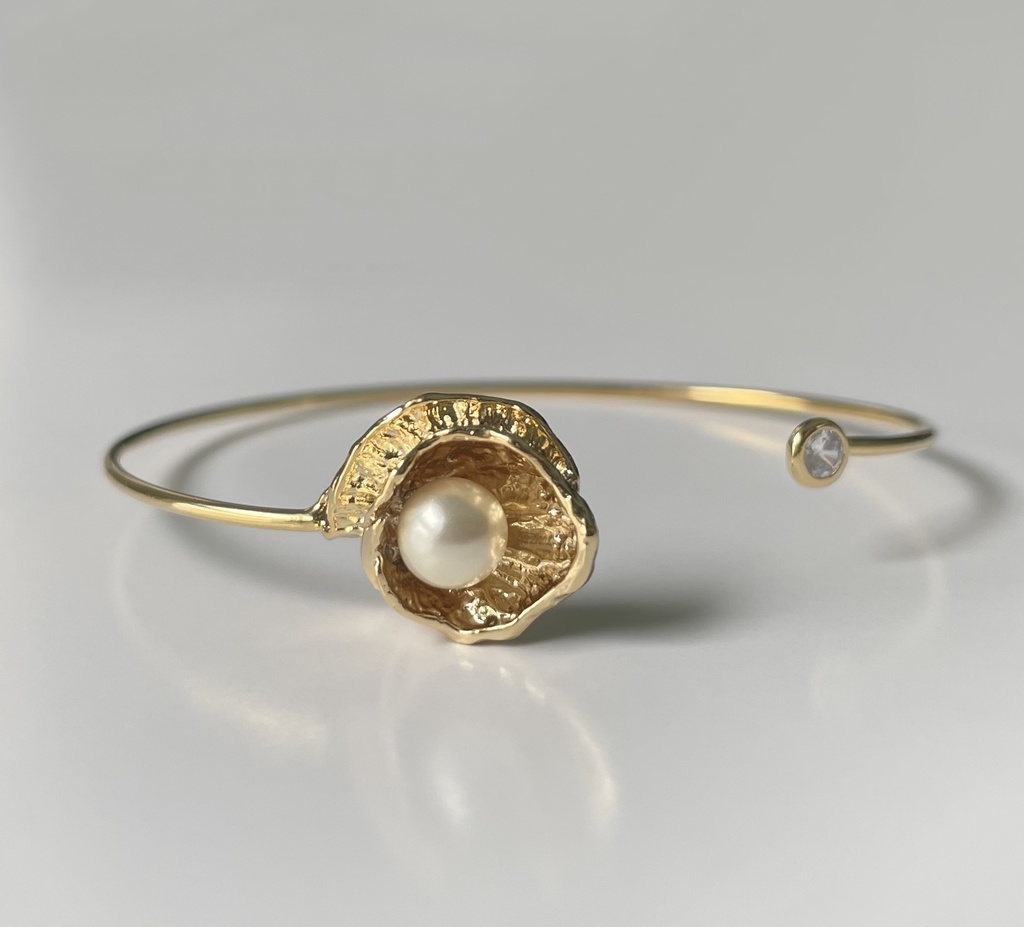 シェル×パールモチーフ バングル