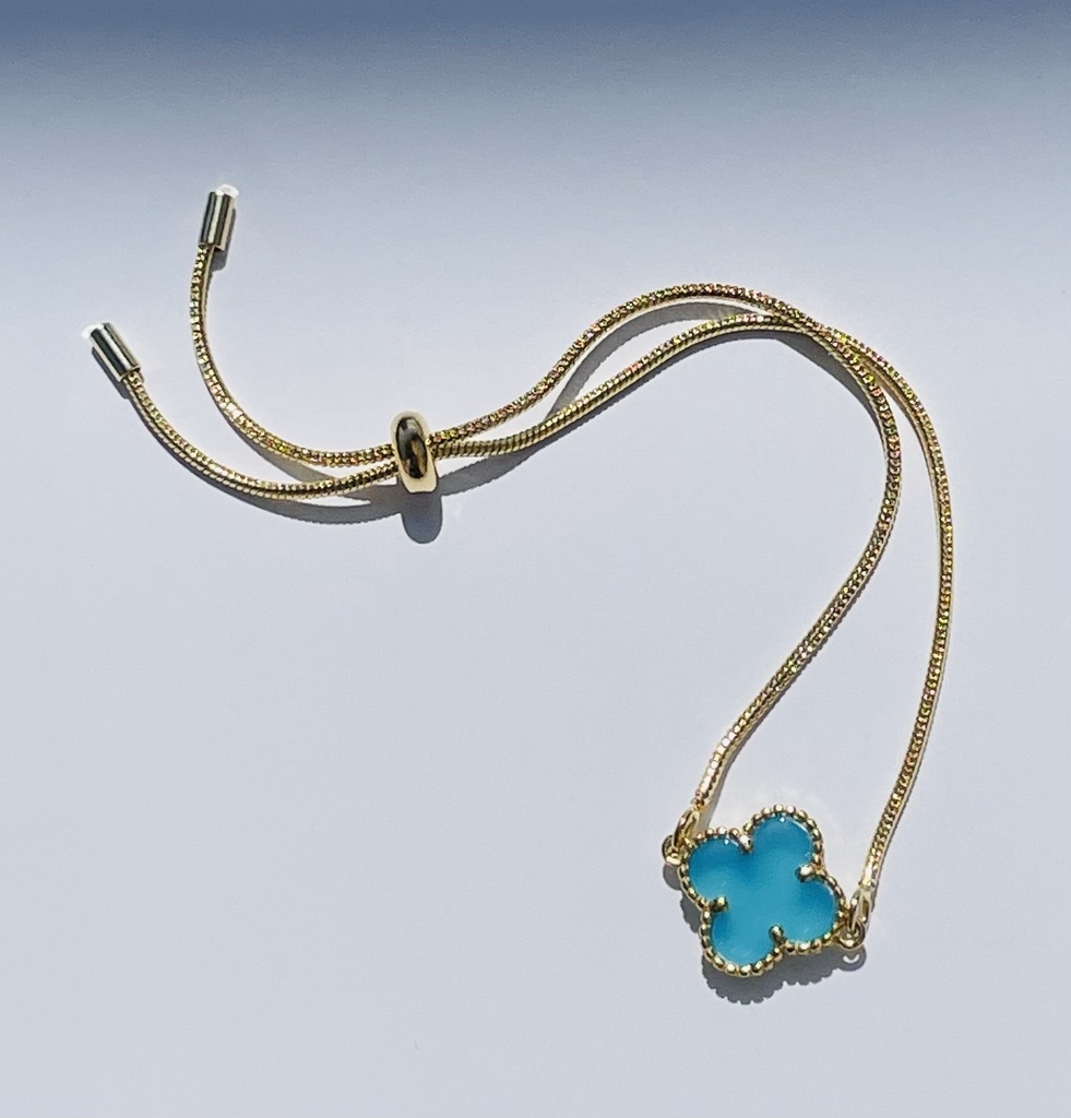 天然石カルセドニーのブレスレット