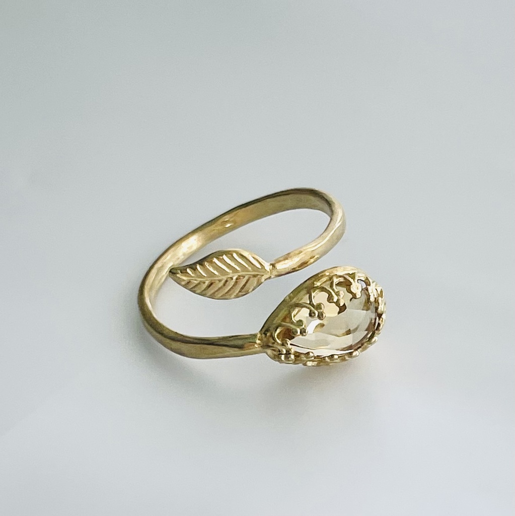 洋梨のリング 天然石シトリン