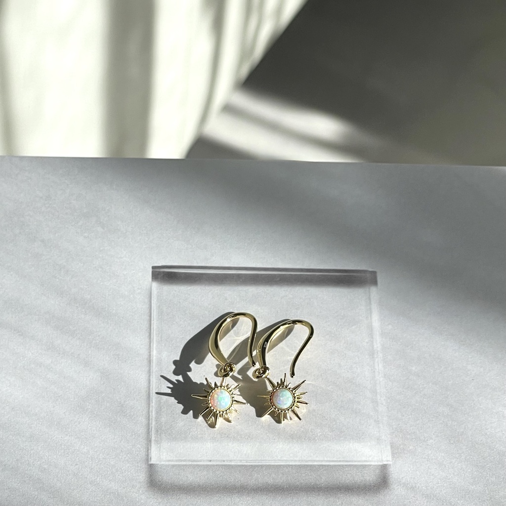 天然オパール フックピアス Star