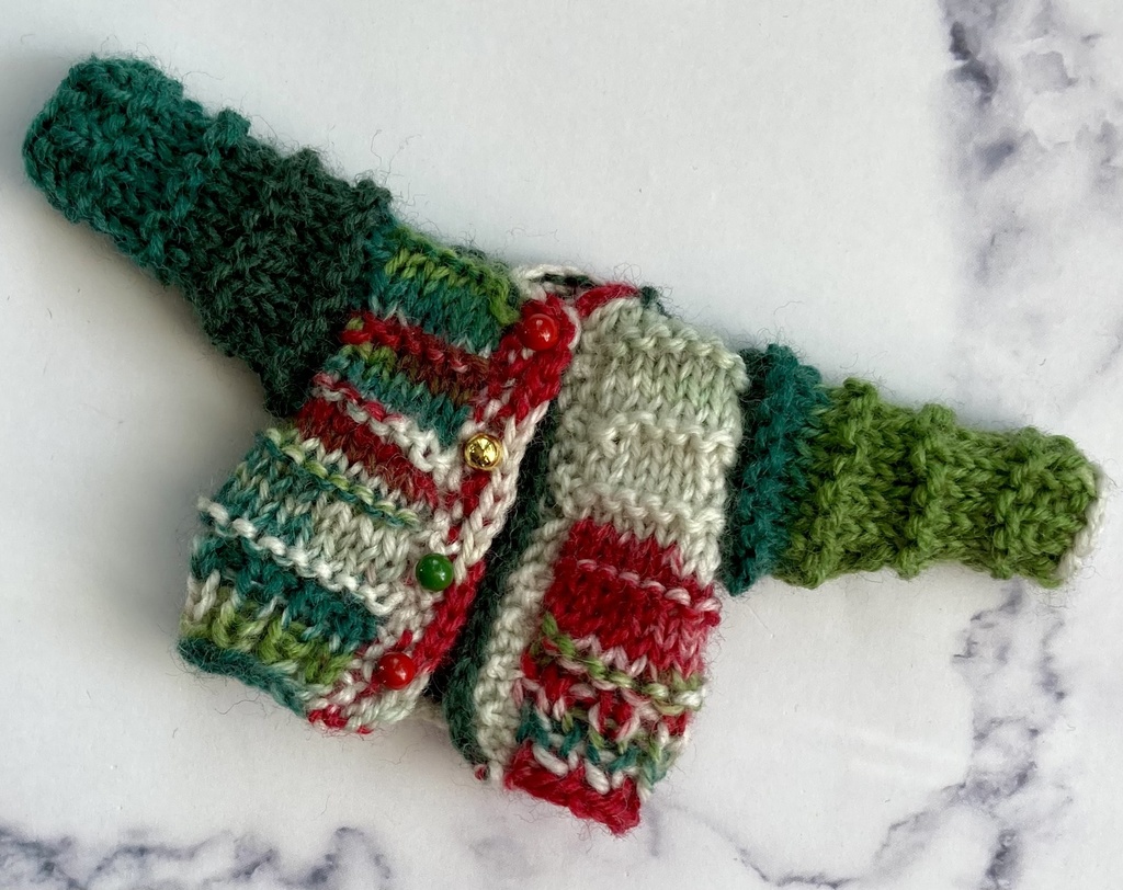 (1/12可動式フィギュア)バズ🔥用カーディガン②