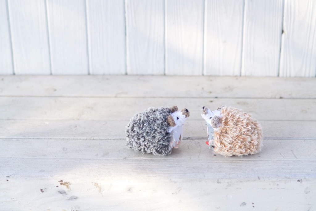 もちころりん着ぐるみ ハリネズミ(こげ茶)