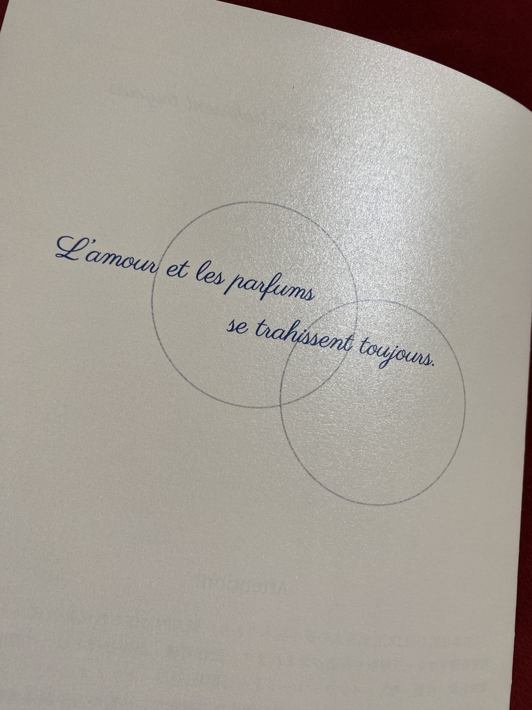 【スマートレター発送】L’amour et les parfums se trahissent toujours.